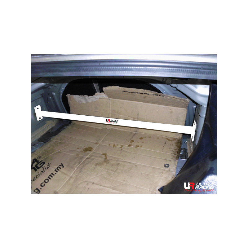 Hyundai Elentra XD 1.8 00-06 UltraRacing 2P barre arrière 