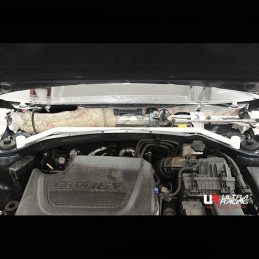 Kia Sorento 2.0D 4WD 13+ UltraRacing 2P barre anti-rapprochement supérieure avant 