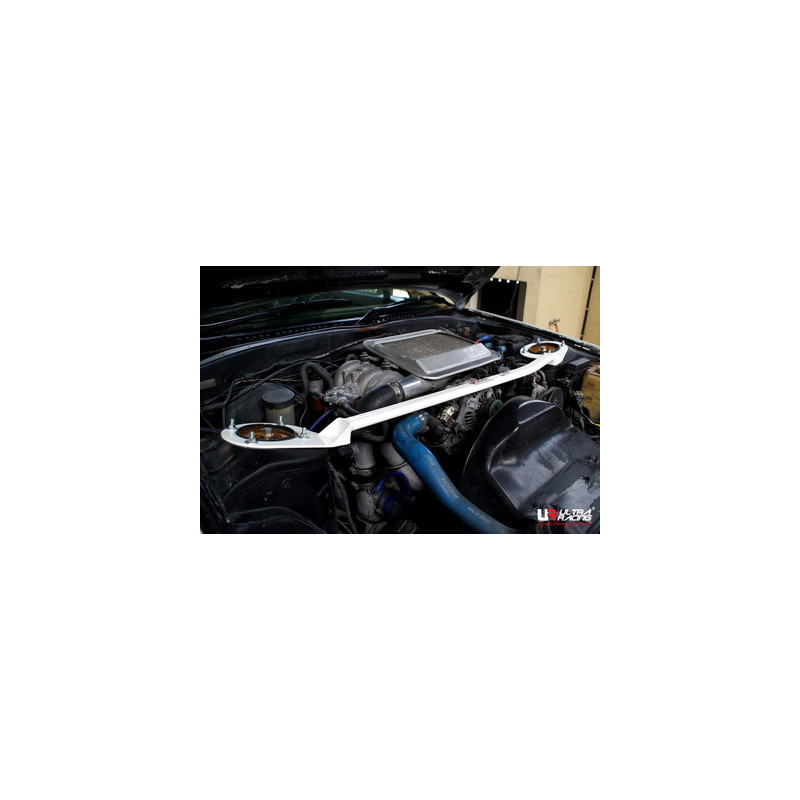 Mazda RX7 FC 86-91 UltraRacing barre anti-rapprochement supérieure avant 1008 