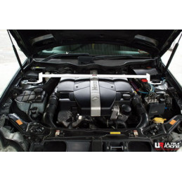 Mercedes CLK 320 C209 02-09 UltraRacing barre anti-rapprochement supérieure avant 