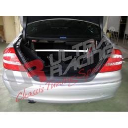 Mercedes CLK 320 C209 02-09 UltraRacing Barre supérieur arrière 