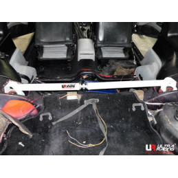 Nissan 300ZX Z32 90-97 UltraRacing Barre supérieur arrière 