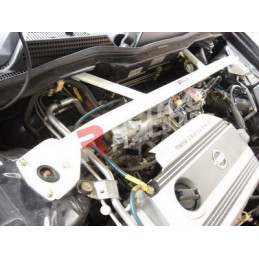 Nissan Almera 00-05 N16 Ultra-R 4-Point barre anti-rapprochement supérieure avant 