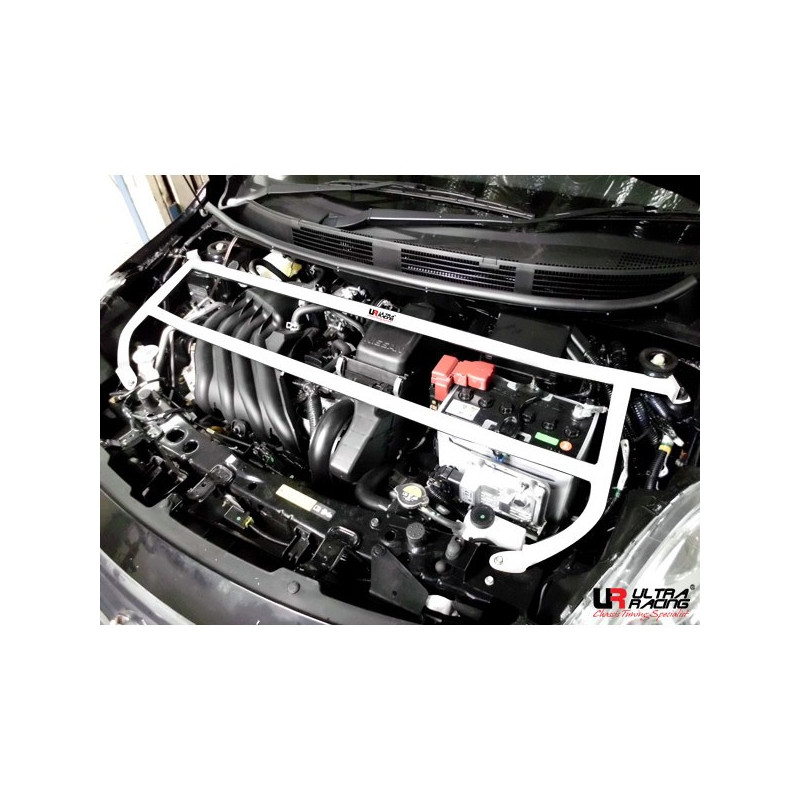 Nissan Almera 1.5 11+ UltraRacing 4P barre anti-rapprochement supérieure avant 