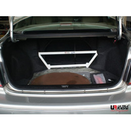 Nissan Cefiro 98-03 A33 UltraRacing 4-Point Barre de coffre arrière inférieur 