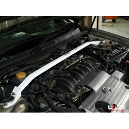 Nissan Cefiro 98-03 A33 UltraRacing barre anti-rapprochement supérieure avant 