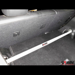 Nissan Juke 10+ UltraRacing 2-Point barre anti-rapprochement supérieure arrière 