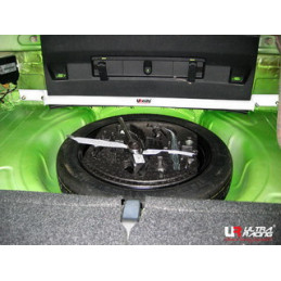 VW Scirocco 08+ UltraRacing 2-Point Barre supérieur arrière 