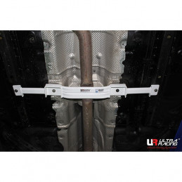 Mercedes GLK 08-15 Ultra Racing 4-Points Support inférieur centrale 