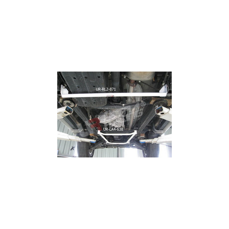 Mitsubishi Pajero IO 09+ (sport) Ultra Racing Barre inférieure centrale 