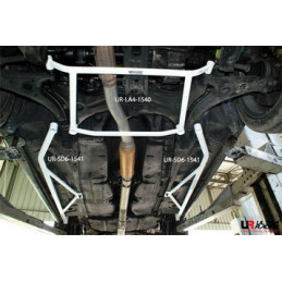 Toyota Carina II 87-92 2.0 Ultra Racing 4-Points Barre inférieure centrale 