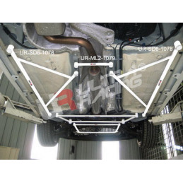 Ford Focus MK2 2.0 TDCI Ultra Racing 2x 3-Points Barre latérale 