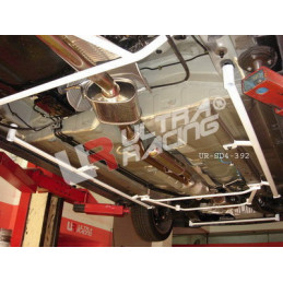 Honda Accord 03-08 4D Ultra Racing 2x 4-Points Barre latérale 