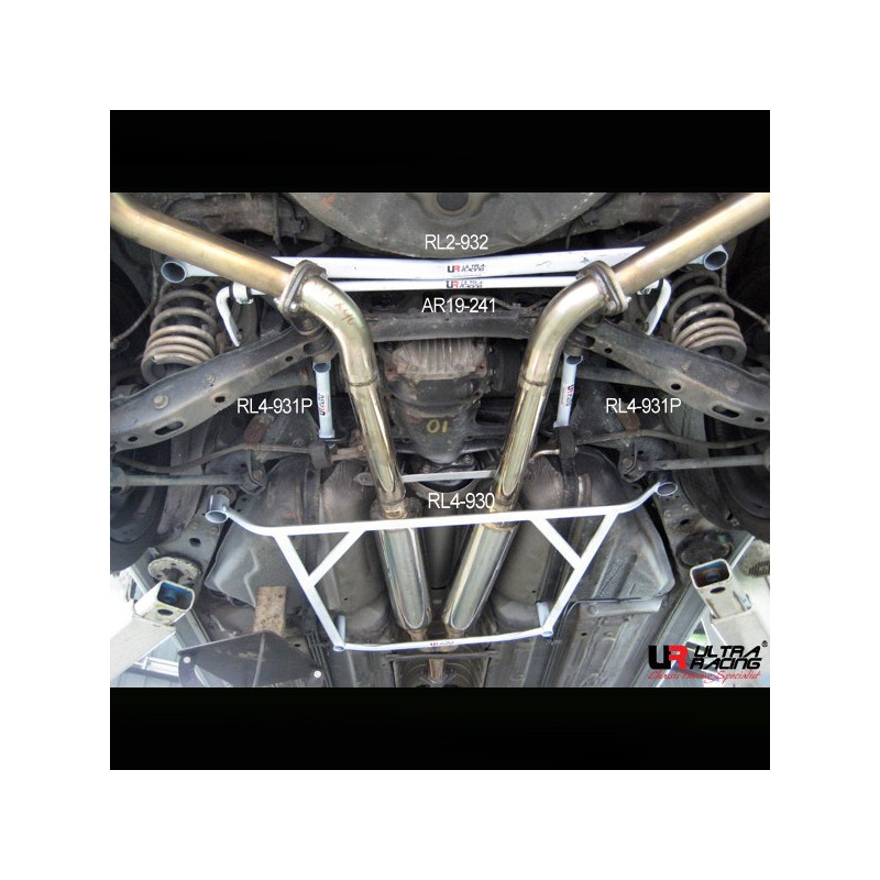 Lexus GS400 98-00 Ultra Racing 2x2Points Barre inférieure arrière 931P 