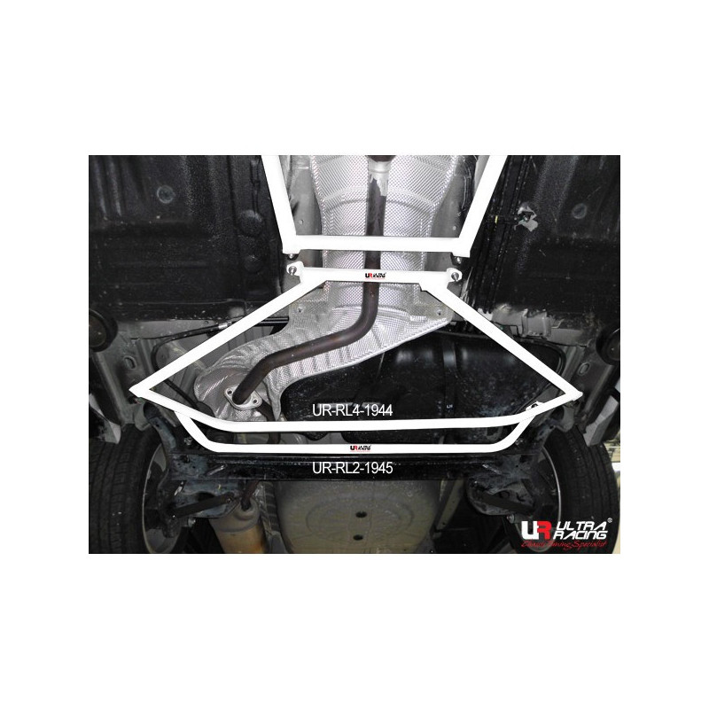 Nissan Almera 1.5 11+ Ultra Racing 4-Points Barre inférieure arrière 