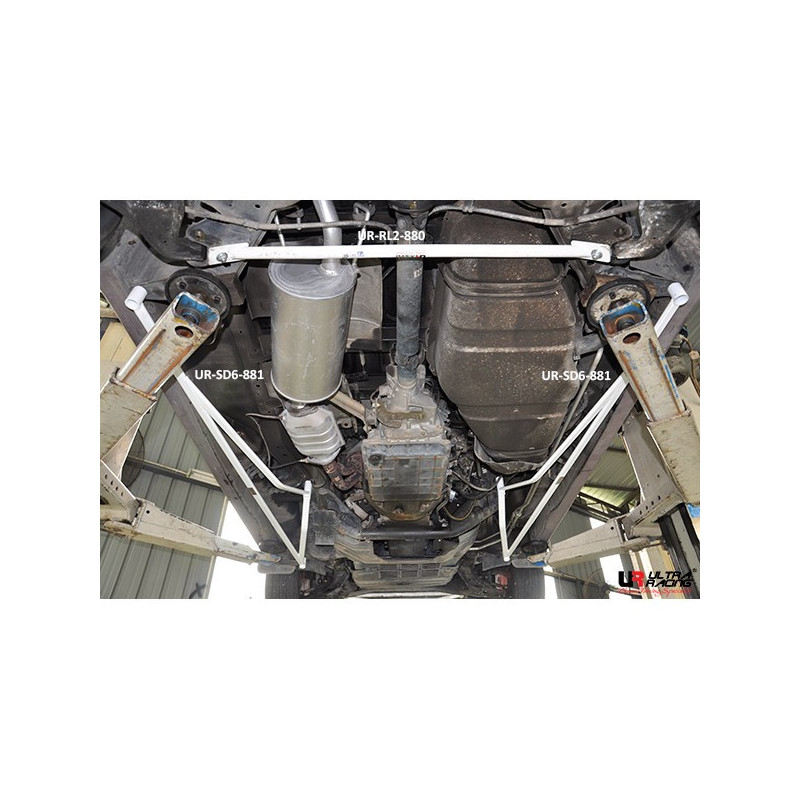 Nissan Serena/Vanette 91-01 C23 2.0 Ultra Racing 2x 3P Barre latérale 